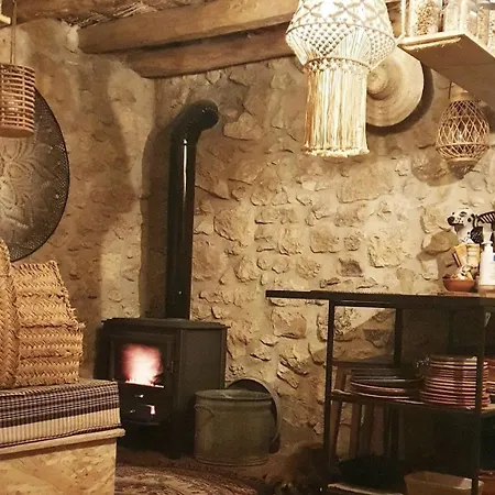 Yurt Utopia מיראווה