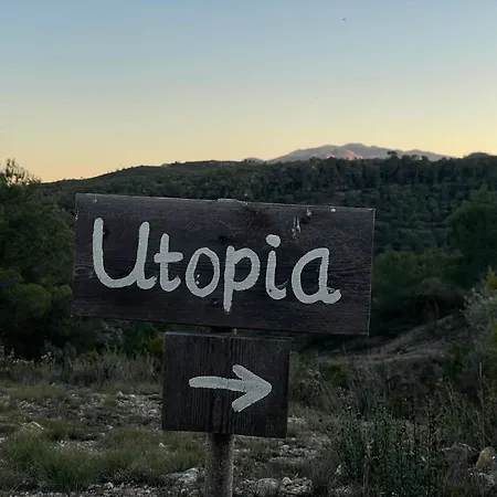 Yurt Utopia מיראווה